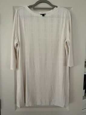 J Jill Classic Cream Ribbed Knit tunic - Elegant Everyday Fit